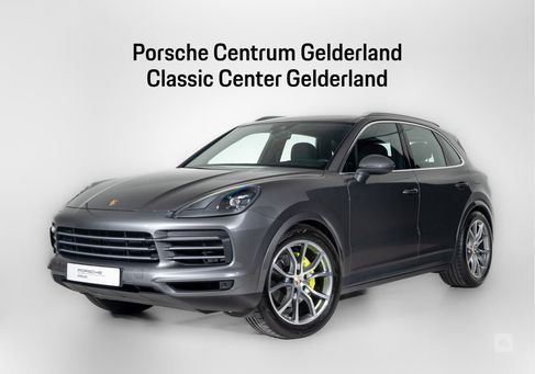 Porsche Cayenne, 2021