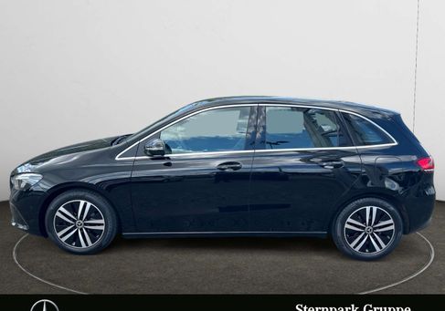 Mercedes-Benz B 180, 2020