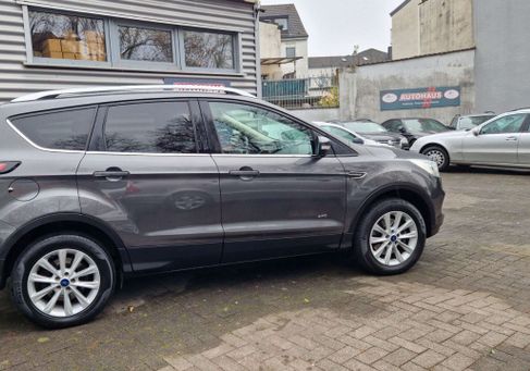 Ford Kuga, 2019