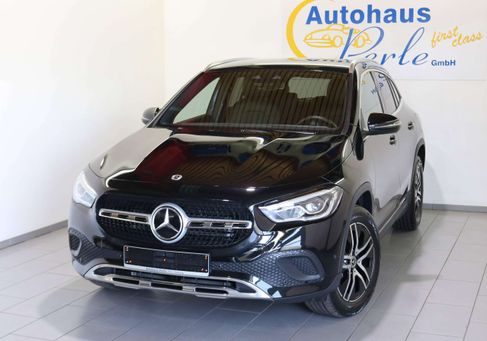 Mercedes-Benz GLA 220, 2020