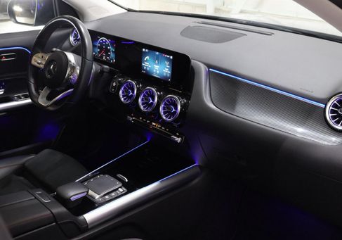 Mercedes-Benz GLA 220, 2023