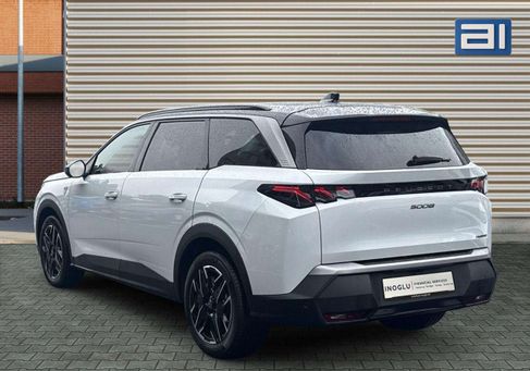 Peugeot 5008, 2025