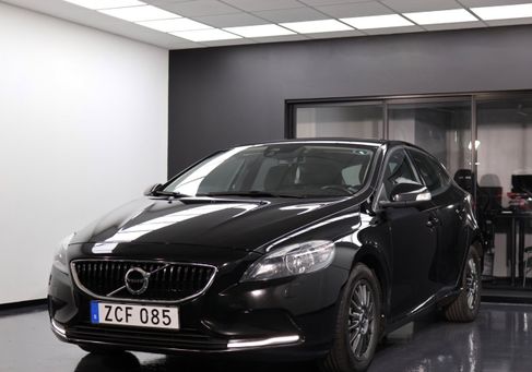 Volvo V40, 2018