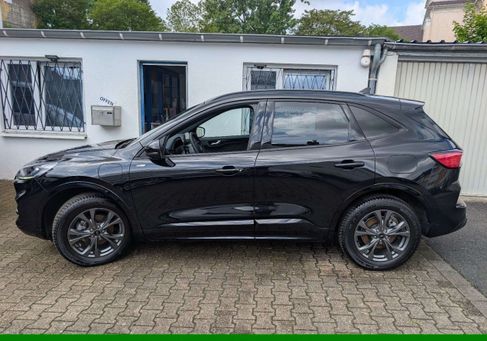 Ford Kuga, 2022