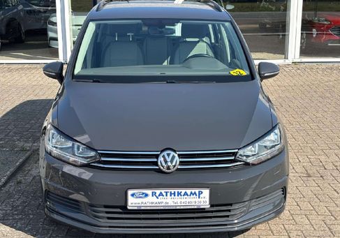 Volkswagen Touran, 2018 2