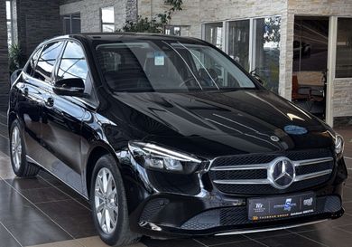 Mercedes-Benz B 250, 2022