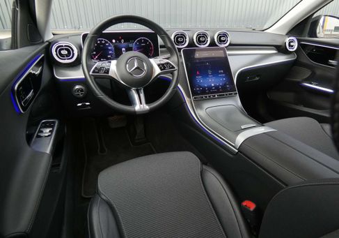 Mercedes-Benz C 200, 2023