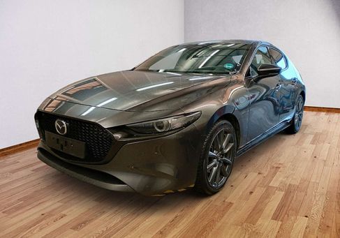 Mazda 3, 2025