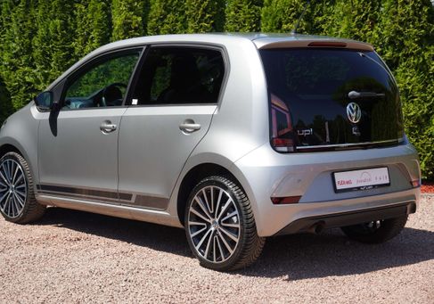 Volkswagen up!, 2018