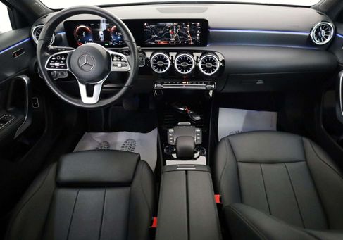 Mercedes-Benz A 250, 2022