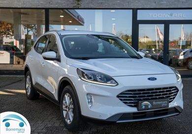 Ford Kuga, 2022