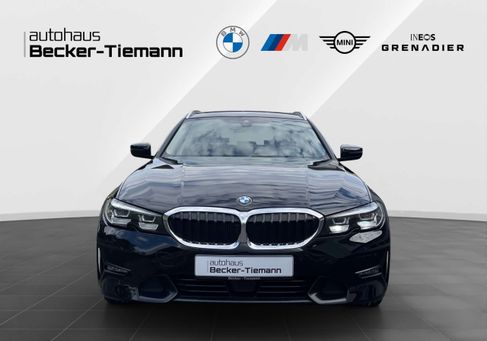 BMW 320, 2022