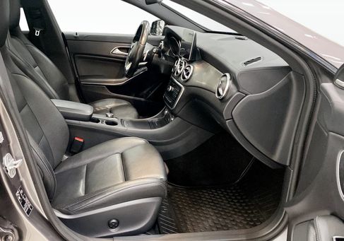 Mercedes-Benz CLA 220, 2016