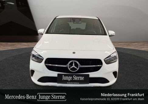 Mercedes-Benz B 200, 2026