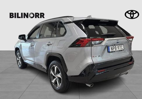 Toyota RAV 4, 2025 2