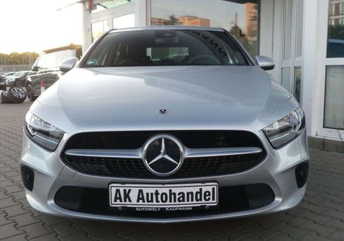 Mercedes-Benz A 180, 2020