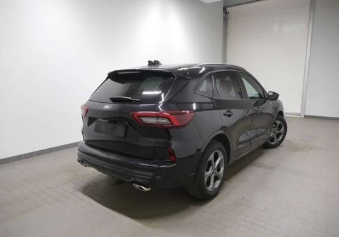 Ford Kuga, 2025