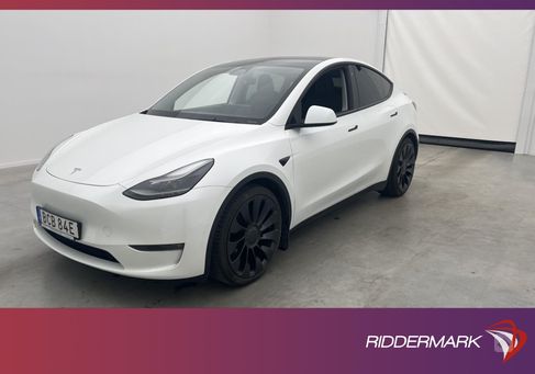 Tesla Model Y, 2022