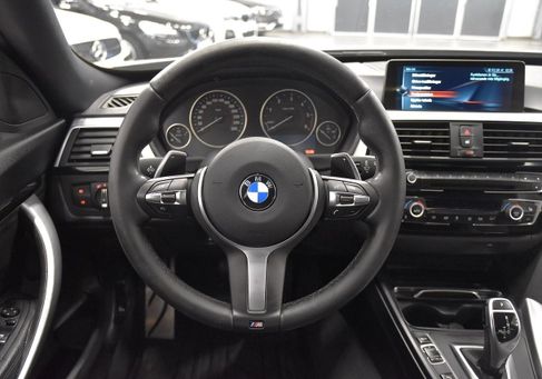 BMW 330 Gran Turismo, 2017