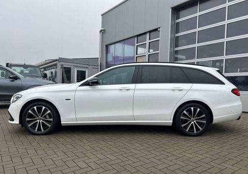 Mercedes-Benz E 300, 2021