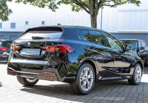 BMW 120, 2026 2