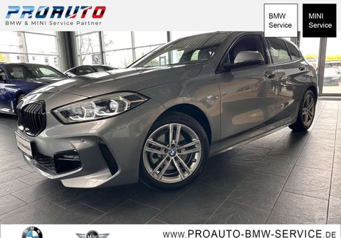 BMW 118, 2023