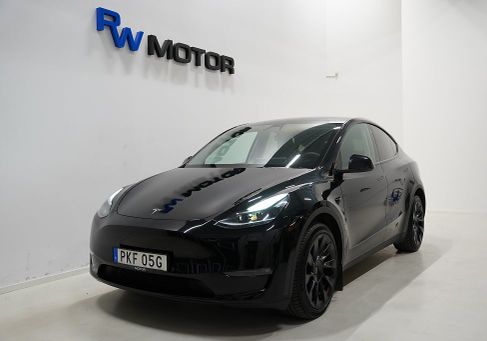 Tesla Model Y, 2022