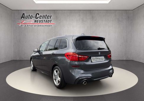 BMW 220, 2022 3