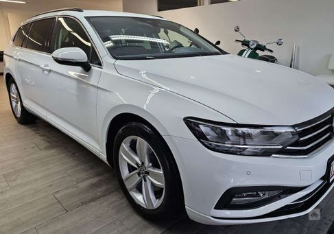 Volkswagen Passat Variant, 2020