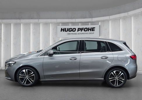 Mercedes-Benz B 200, 2023