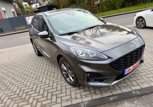 Ford Kuga, 2021