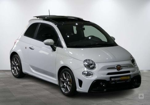 Abarth 595, 2022