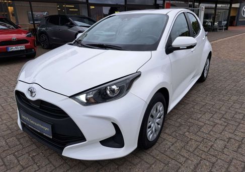 Toyota Yaris, 2023 3