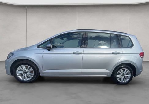 Volkswagen Touran, 2023 2