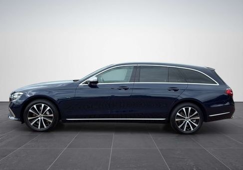 Mercedes-Benz E 300, 2020 3