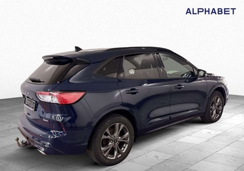 Ford Kuga, 2023