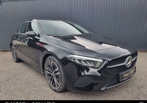 Mercedes-Benz A 180, 2025