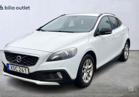 Volvo V40 Cross Country, 2015