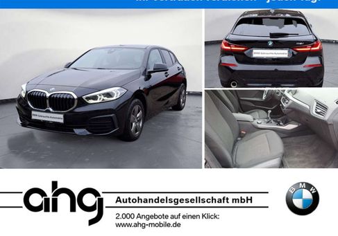 BMW 118, 2021