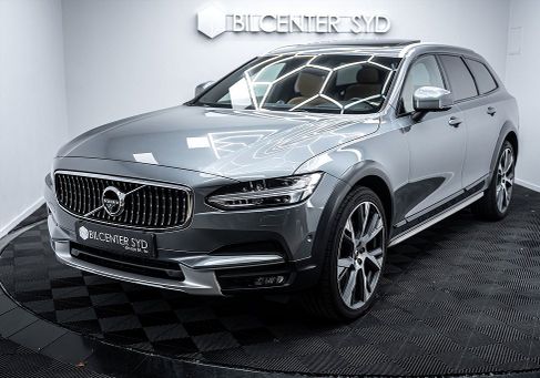 Volvo V90 Cross Country, 2019