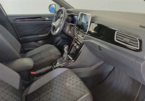Volkswagen T-Roc, 2024