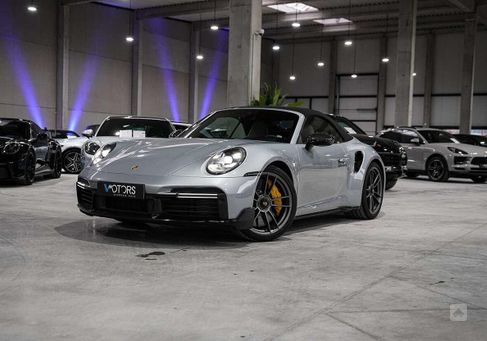 Porsche 911, 2021