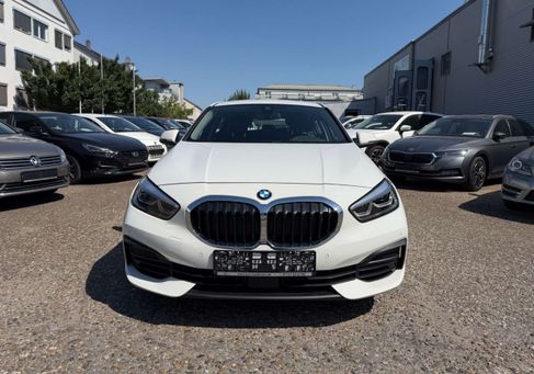 BMW 116, 2022