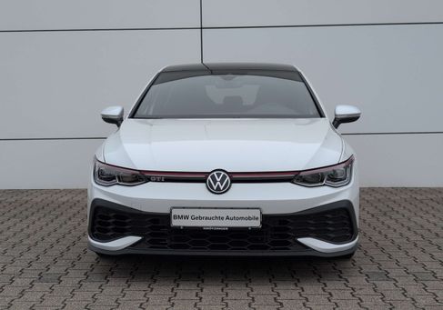 Volkswagen Golf, 2023