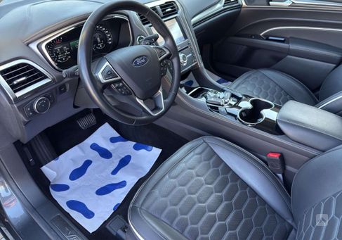 Ford Mondeo, 2020