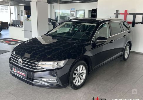 Volkswagen Passat Variant, 2023