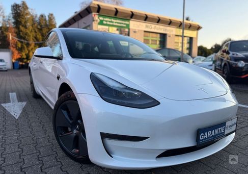 Tesla Model 3, 2021