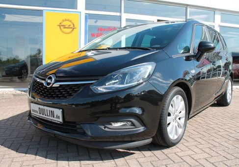 Opel Zafira, 2018