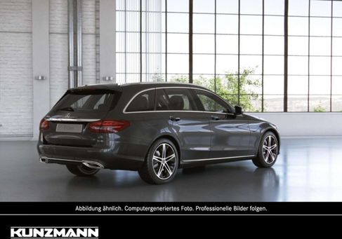 Mercedes-Benz C 300, 2021