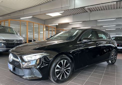 Mercedes-Benz A 180, 2023